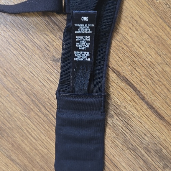 Skims Bra 36D - Picture 3 of 6